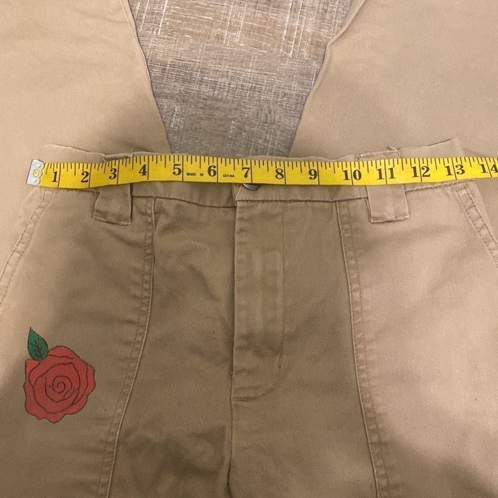 Street Wear Society | Tan Jogger Pants With Red Rose Decor | size Medium - Picture 5 of 6